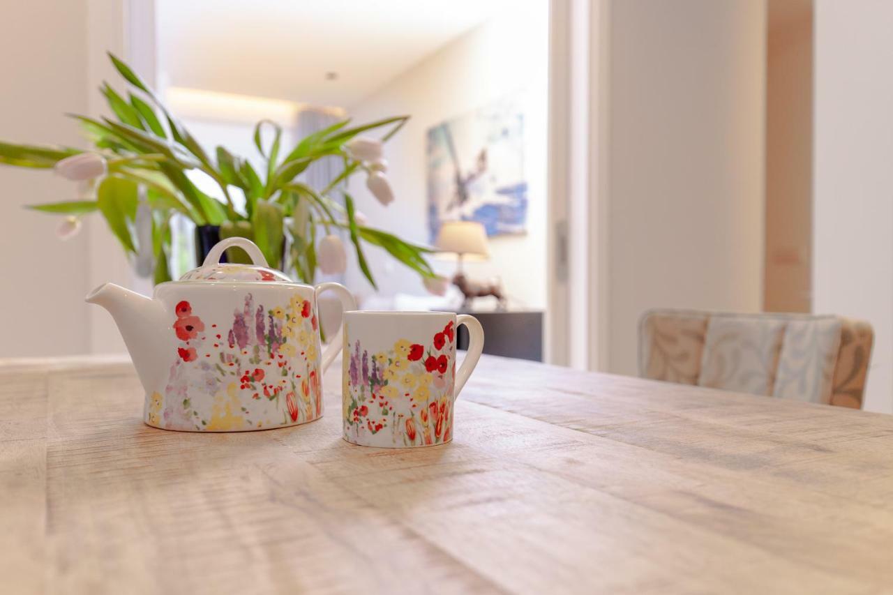 Sweet Suite Flora In Vouliagmeni Athens Ngoại thất bức ảnh