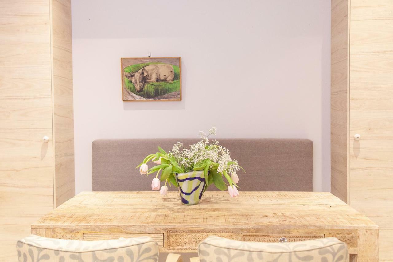 Sweet Suite Flora In Vouliagmeni Athens Ngoại thất bức ảnh