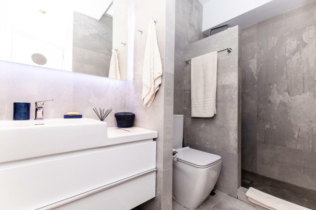 Sweet Suite Flora In Vouliagmeni Athens Ngoại thất bức ảnh