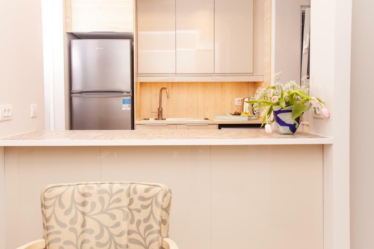 Sweet Suite Flora In Vouliagmeni Athens Ngoại thất bức ảnh